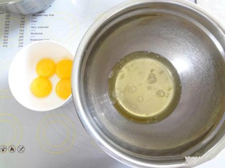 西瓜蓝莓酸奶蛋糕盒子怎么做
