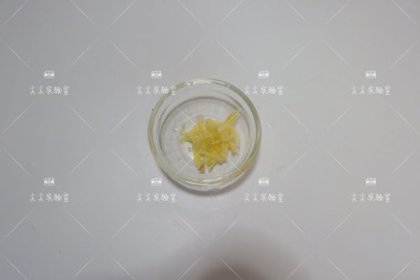 开洋菠菜烩口蘑