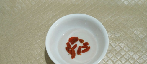 翡翠银耳羹的做法