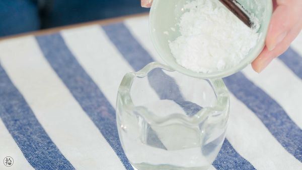 紫菜银鱼鸡蛋糕