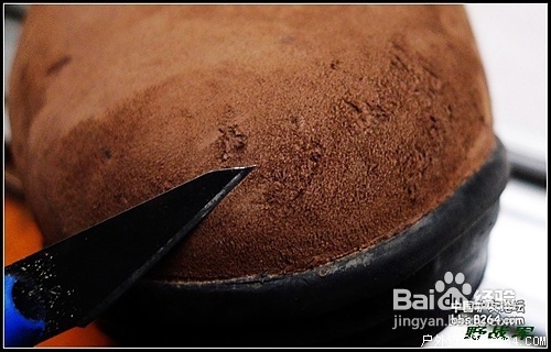 图解绒面皮登山鞋的保养