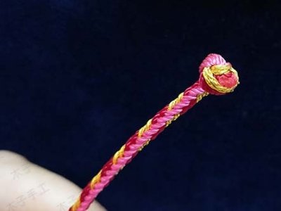 编皮筋手链的3种方法是什么