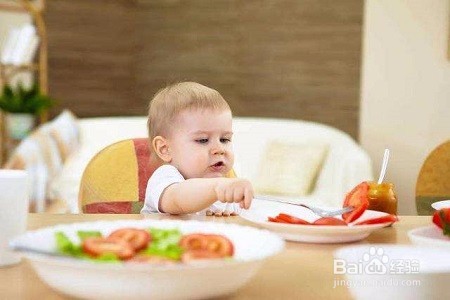 为防止孩子秋季腹泻，家长应该注意啥？
