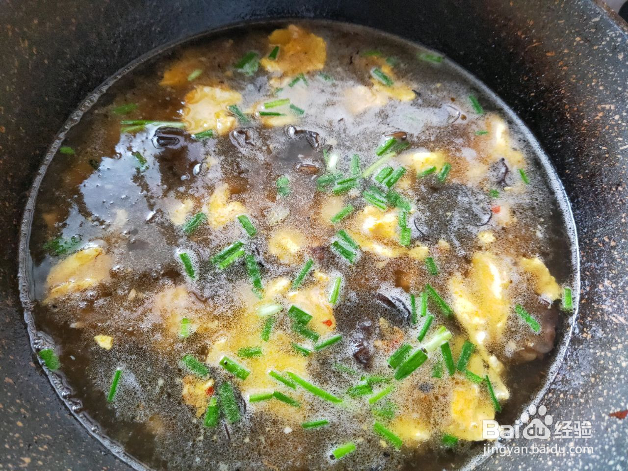 菌汤鸡蛋肥牛面的做法