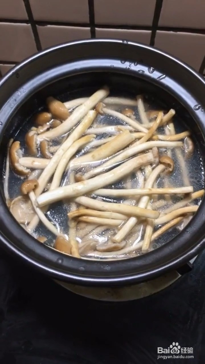如何制作好喝的党参乌鸡汤