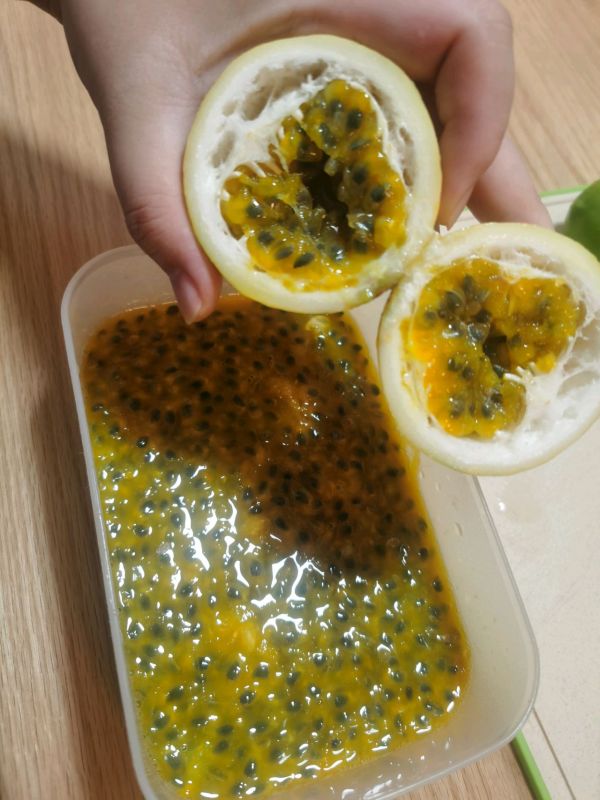 蜂蜜百香果柠檬茶