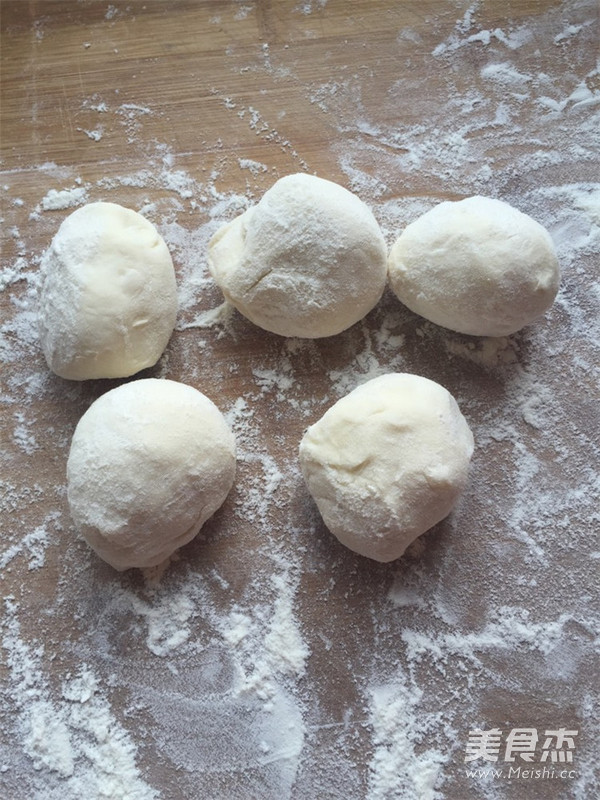 五香葱油饼的做法