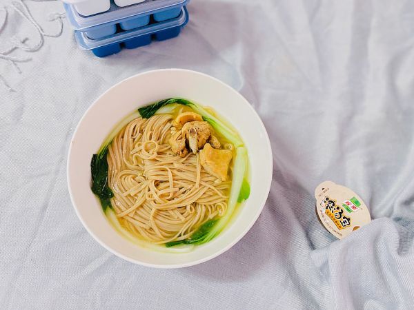 猪肚鸡荞麦汤面