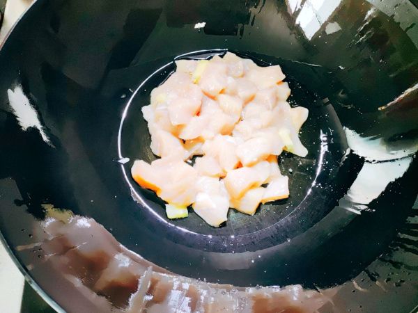 味美咖喱鸡块盖浇饭