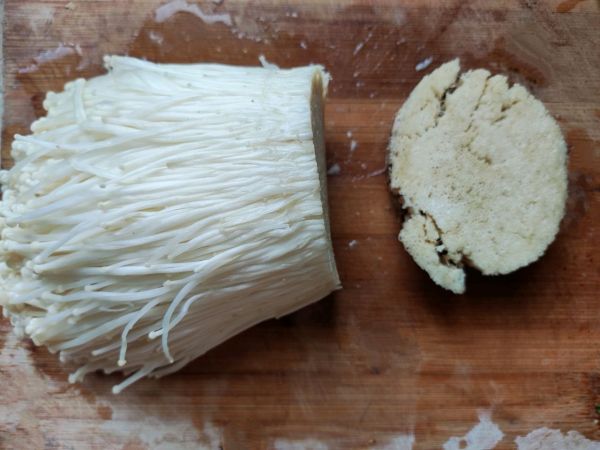 凉拌香菜金针菇