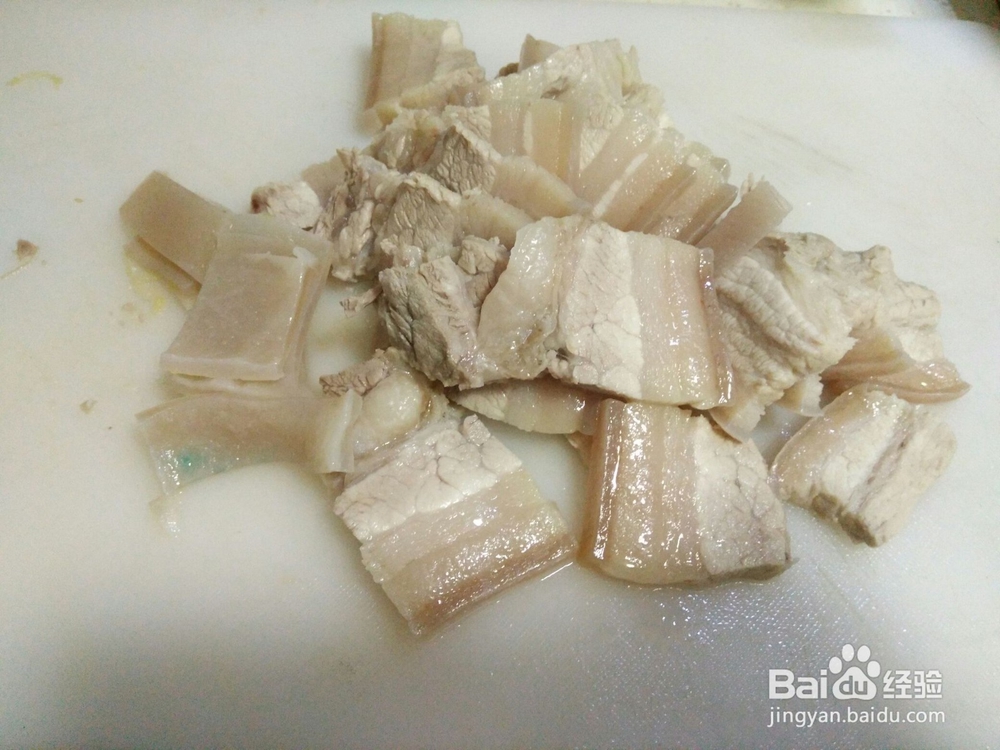 如何制作五花肉炖酸菜