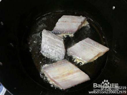糖醋带鱼的做法