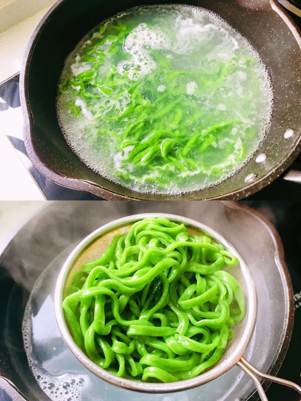 西红柿煎蛋菠菜面