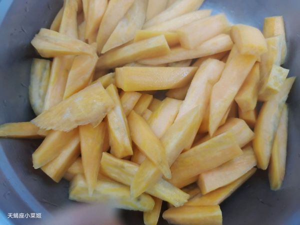 芝麻香酥红薯条