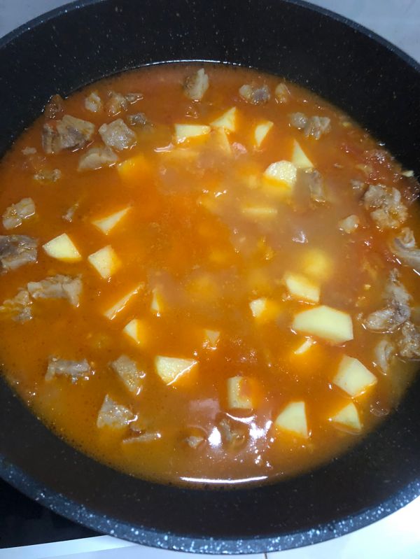 番茄土豆炖牛腩