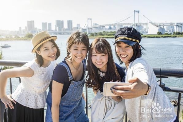 如何回复朋友问的尴尬问题
