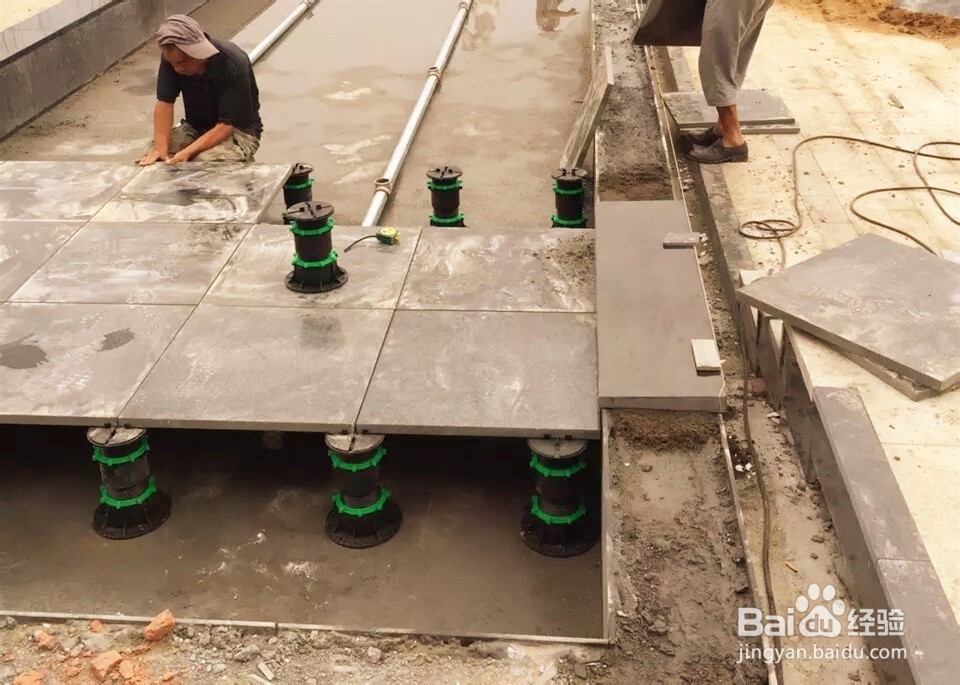 万能支撑器施工方法