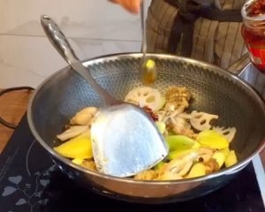 干锅牛蛙【麻辣鲜香超下饭】