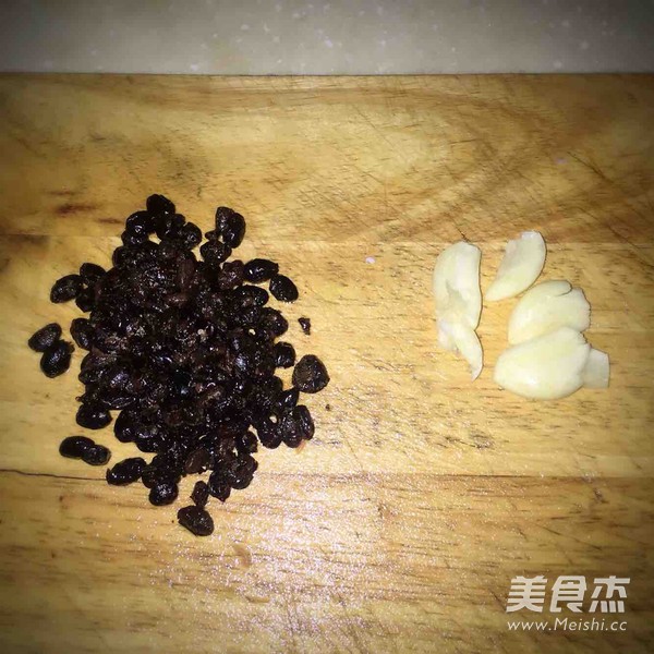 豆豉蒸鸡翅的做法