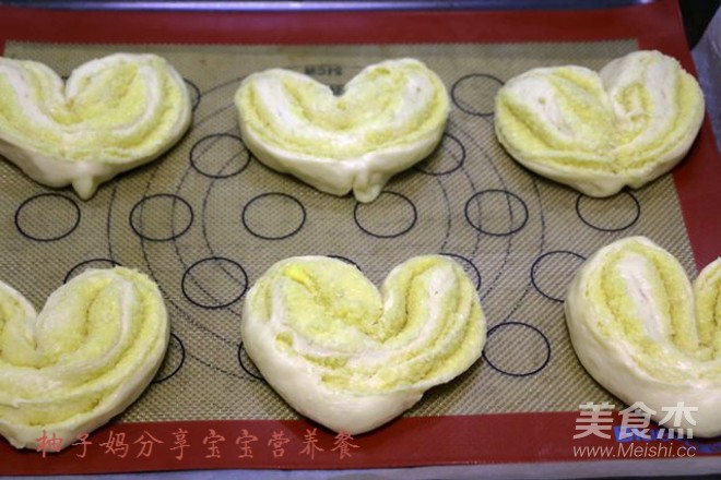 心形椰蓉面包