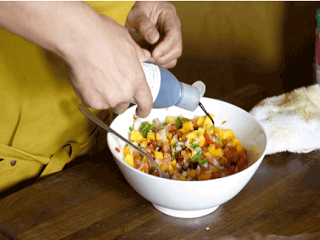 果香鳀鱼螺丝面怎么做？