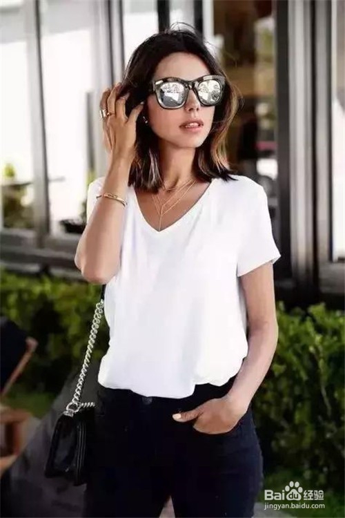 超实用服装搭配技巧,让普通女孩绽放美丽!