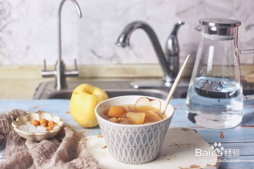 入口即化的海底椰无花果雪梨汤