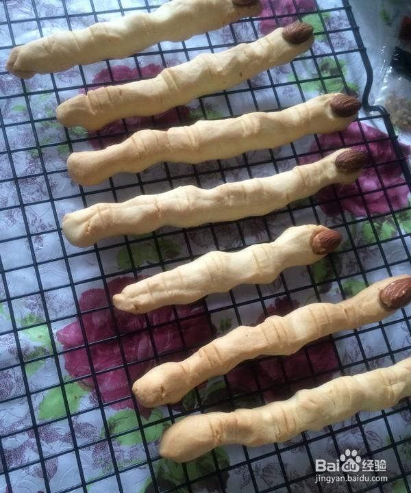 简单做喜欢的女巫手指饼干