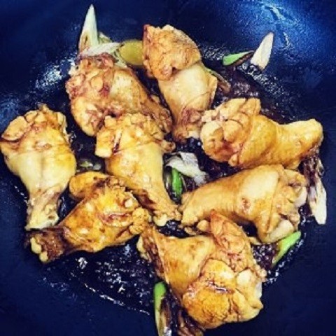 在家里怎么做鸡腿炖土豆