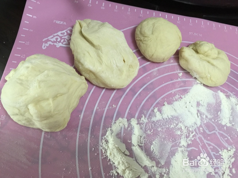 鲜虾热狗披萨的做法