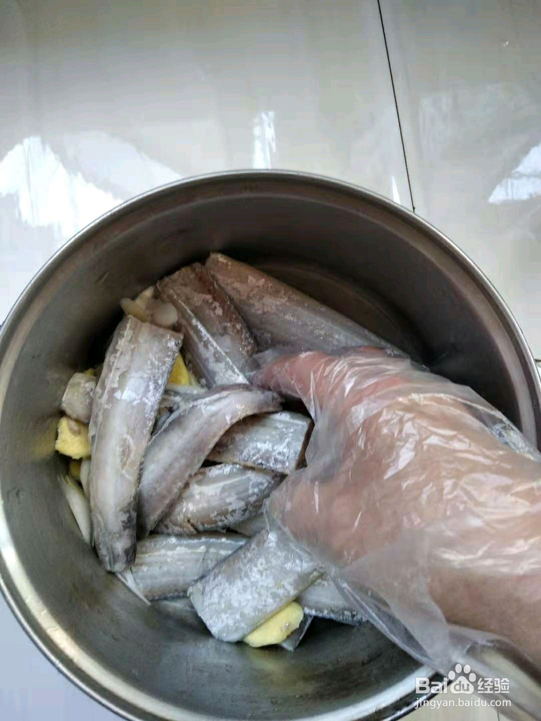 脆皮糖醋带鱼的做法