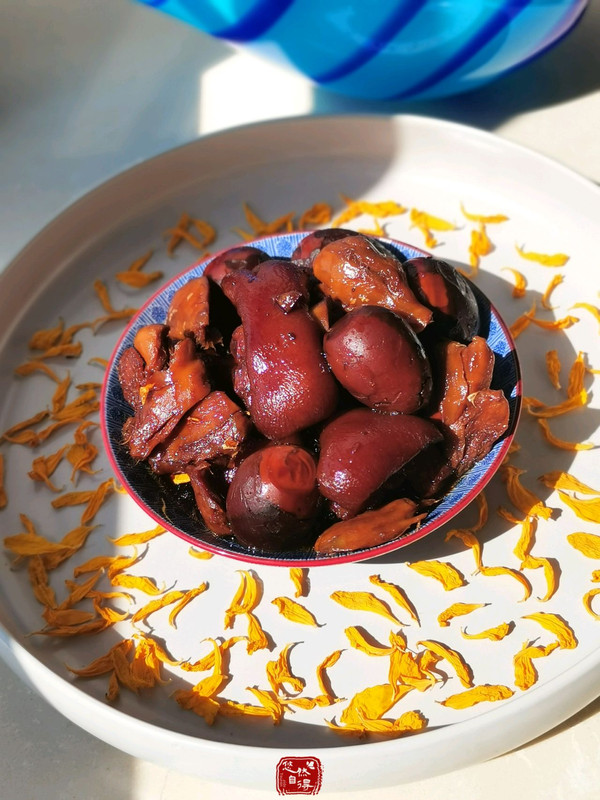 特色姜醋猪蹄煲