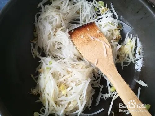 白萝卜丝炒香菜