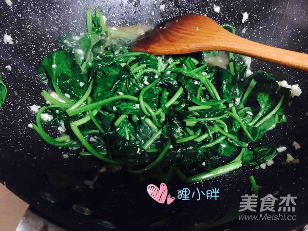 蒜蓉菠菜的做法