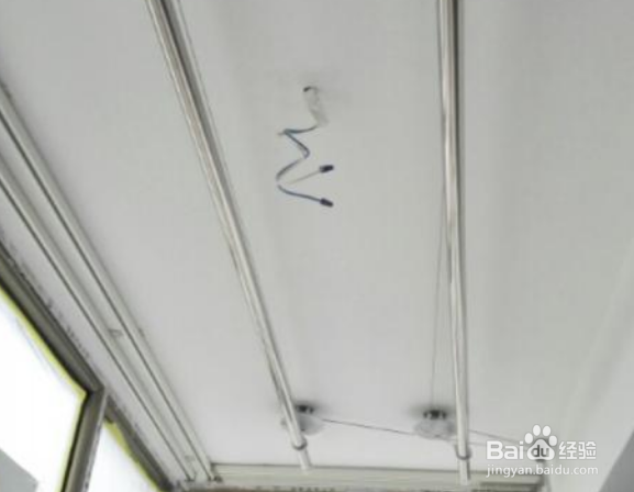 新房阳台要不要安装晾衣架？