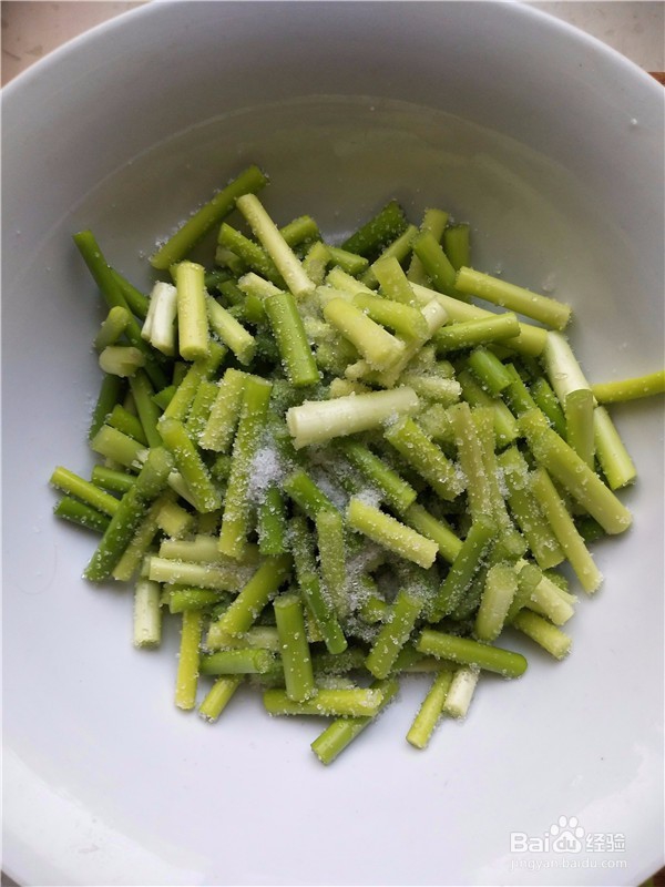 腌蒜苔的家常做法?