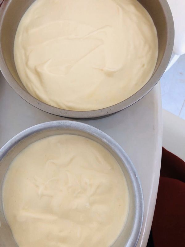 八寸中空戚风蛋糕