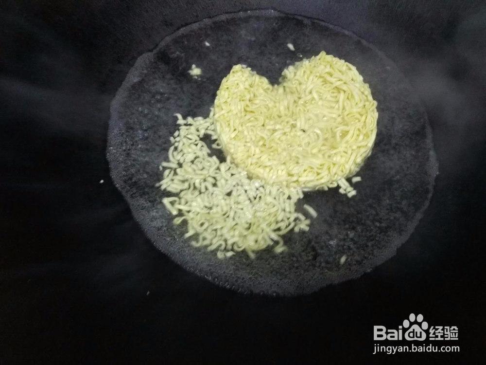 牛肉煮泡面怎么做
