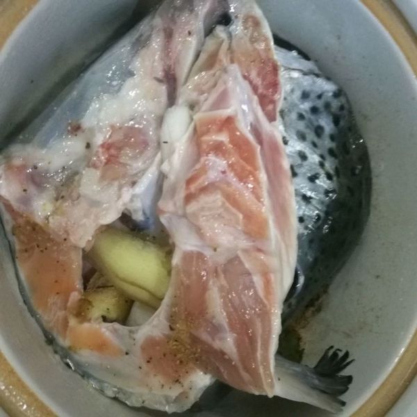 豆腐砂锅鱼头煲