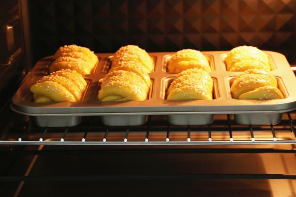 南瓜肉松芝麻包