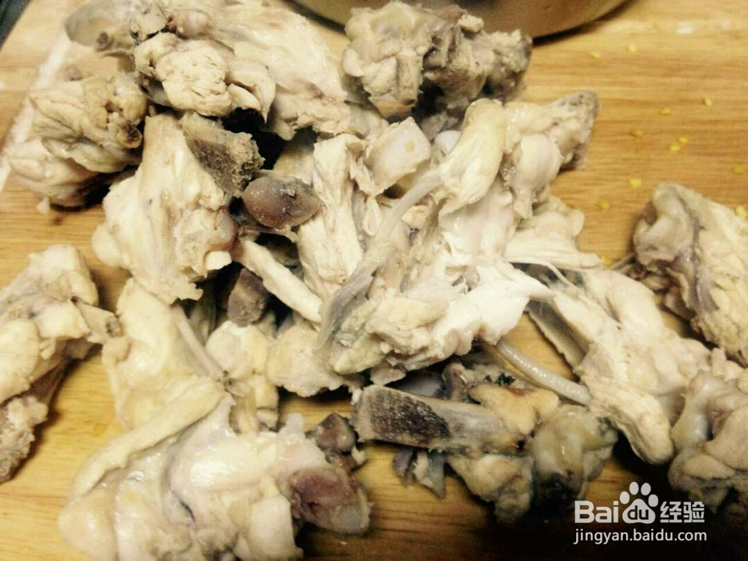 酸豆角顿鸡叉的做法