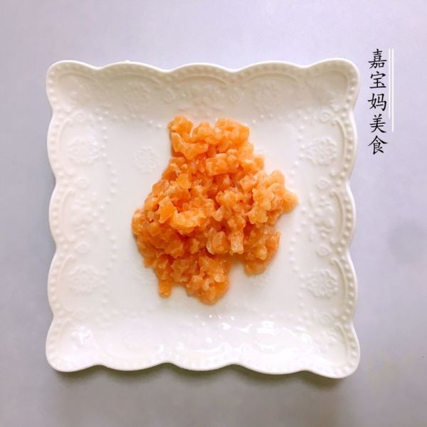 三文鱼蔬菜饭团