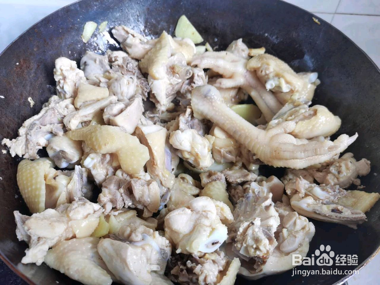 小鸡炖蘑菇的做法