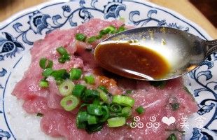 葱香鲔鱼蓉饭