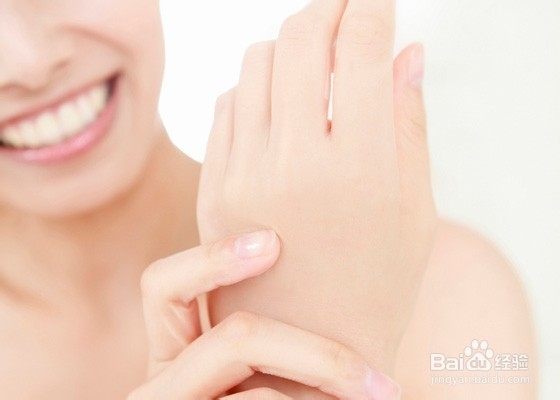 冬天来了，该怎么护理手部呢？