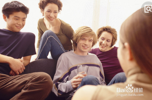 怎样和男朋友的姐姐相处？