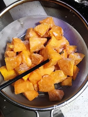 拔丝地瓜家庭版制作过程