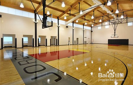 如何在篮球比赛中减少受伤的概率