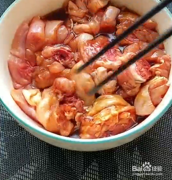 如何做黄焖鸡
