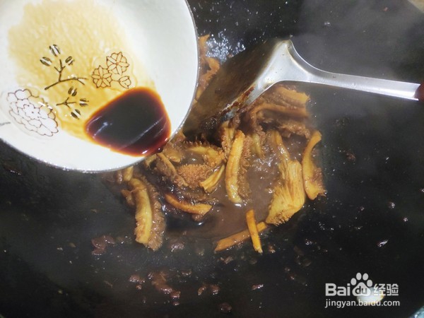 酱爆蒜香牛肚的做法